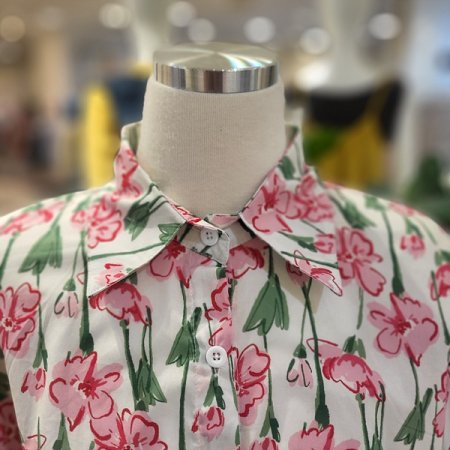 앞꼬리리본플라워블라우스