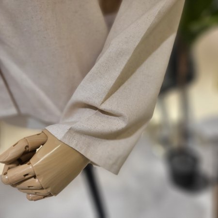 라운드넥긴팔린넨자켓