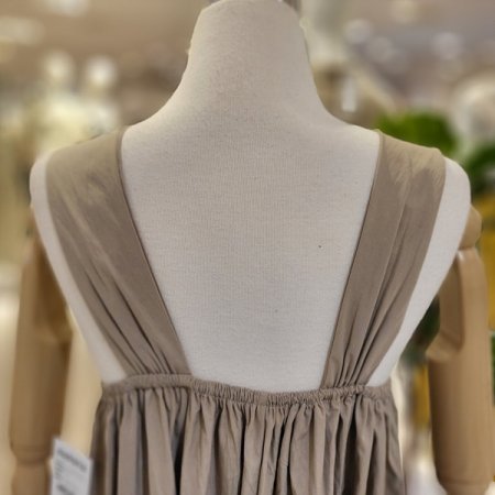 스퀘어넥민소매롱원피스