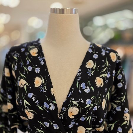 딥브이넥플라워쉬폰원피스