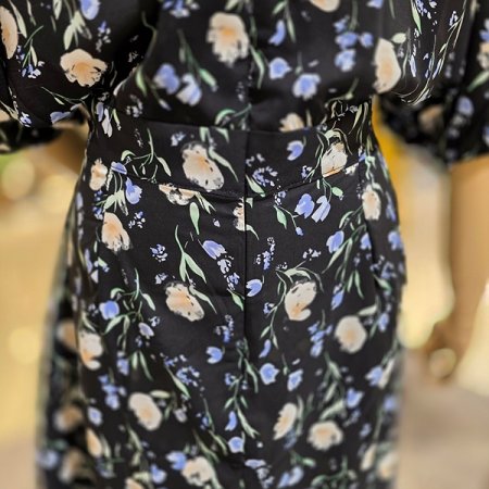 딥브이넥플라워쉬폰원피스