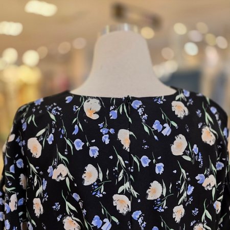 딥브이넥플라워쉬폰원피스