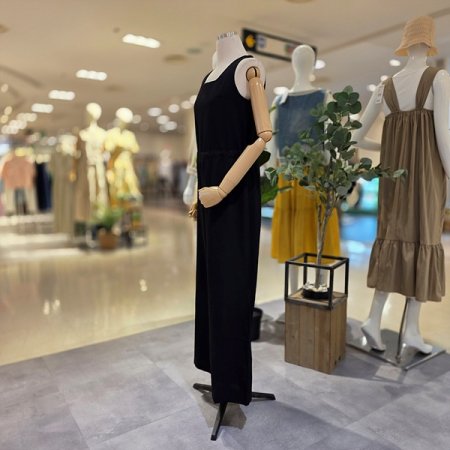 스퀘어넥블랙점프수트