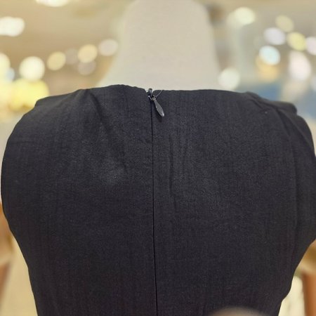 스퀘어넥블랙점프수트