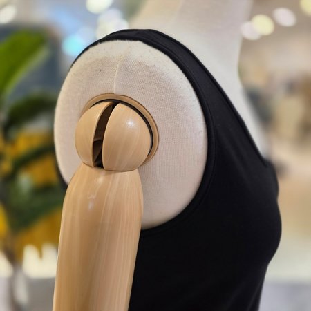 U라인블랙런닝나시탑