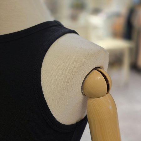 하이라운드넥이너탑