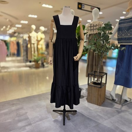 스퀘어넥민소매블랙롱원피스