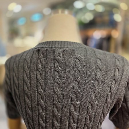 체인짜임순면반팔니트