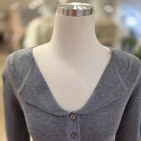 트임포인트딥브이넥니트가디건