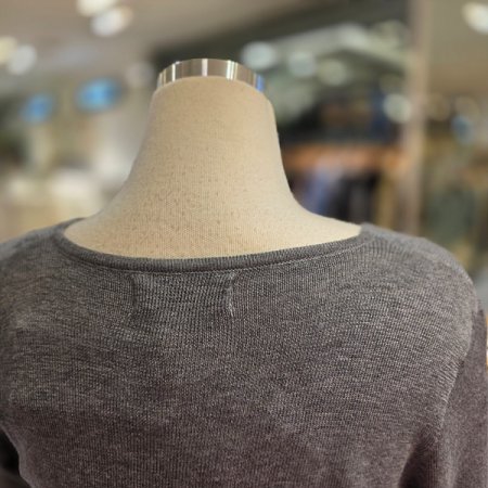 트임포인트딥브이넥니트가디건