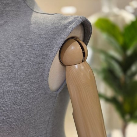 캡나시반폴라슬림핏티셔츠