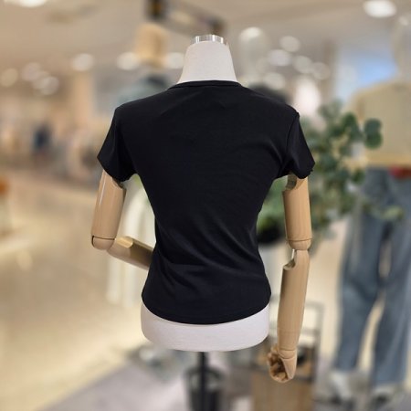 레터링슬림핏크롭티셔츠