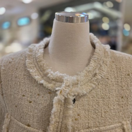 라운드넥부클트위드자켓