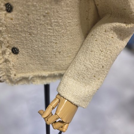 라운드넥부클트위드자켓