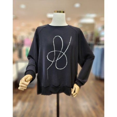 라인장식 블라우스