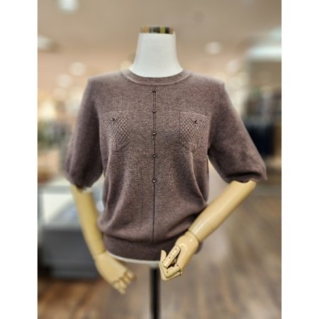 조직단추반팔니트