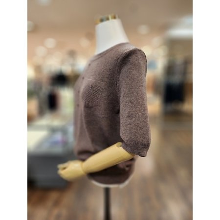 조직단추반팔니트