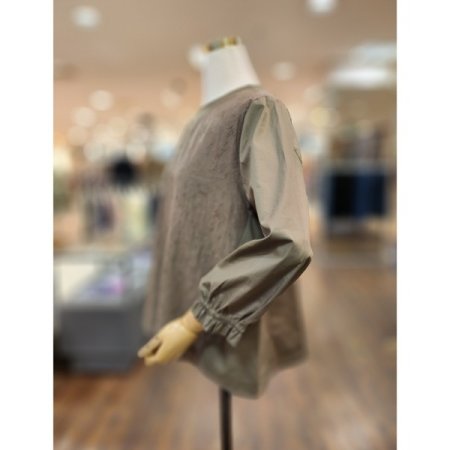 비키티블라우스