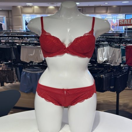 리얼레드 로맨틱 브래지어 팬티세트