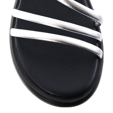 플랫폼 스트랩샌들