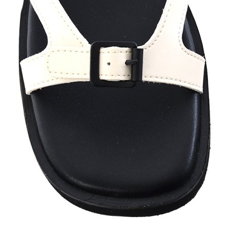 플랫폼 버클샌들