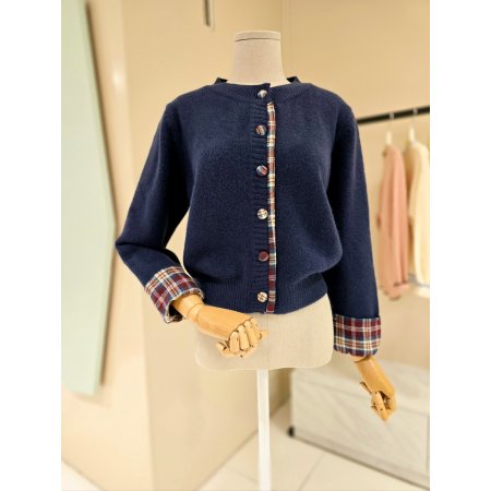 체크 모티브 라운드 크롭 니트가디건