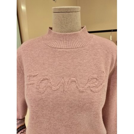 소매배색 레터링 반폴라 니트