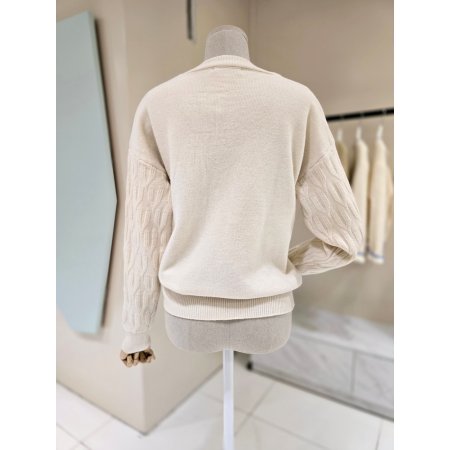 심플 라운드 케이블 니트