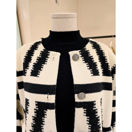 아웃포켓 라운드 자켓