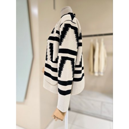 아웃포켓 라운드 자켓