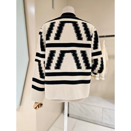 아웃포켓 라운드 자켓