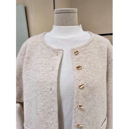 콩단추 라운드 니트 자켓