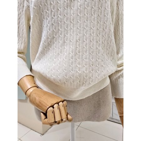 반오픈 꽈배기 니트 티셔츠