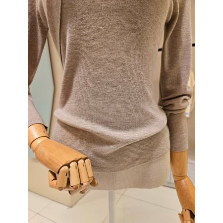 오픈 꼬임 라운드 니트