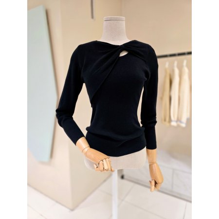 어깨리본 오프숄더 니트티셔츠