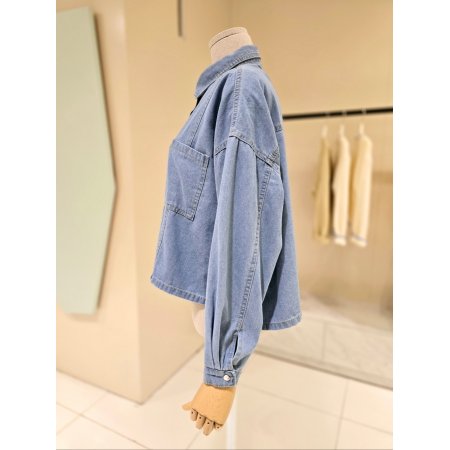 볼륨소매 연청 크롭 데님셔츠