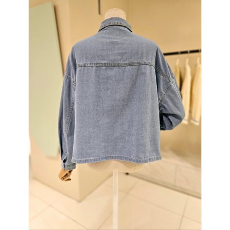 볼륨소매 연청 크롭 데님셔츠