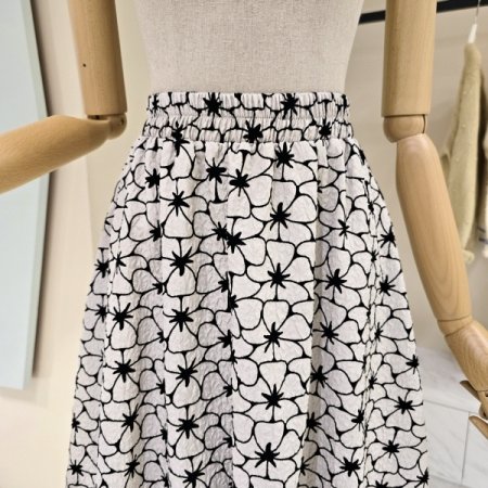 허리밴딩 플레어 스커트