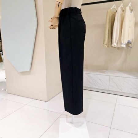 핀턱 와이드 팬츠