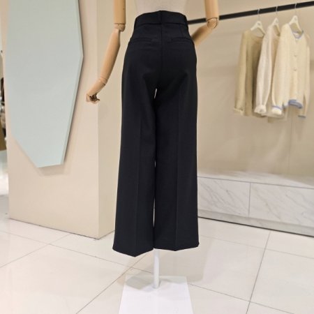 핀턱 와이드 팬츠