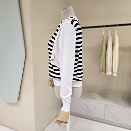 다나버튼 단가라 라운드니트