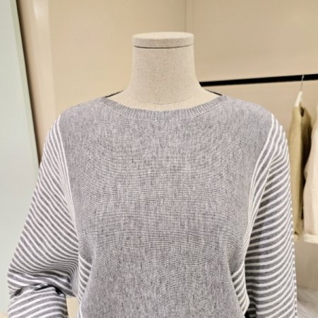 가오리핏 스트배색 니트