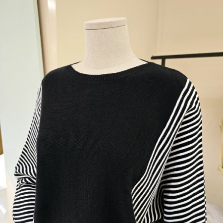 단가라배색 가오리 니트티셔츠