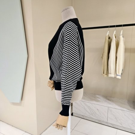 단가라배색 가오리 니트티셔츠