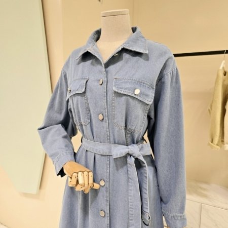 벨티드 오픈형 데님 원피스