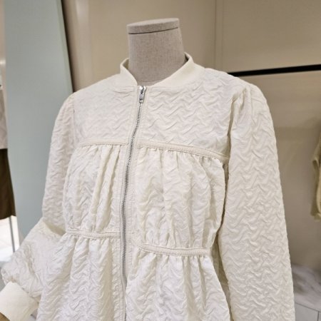 러블리 지퍼 점퍼