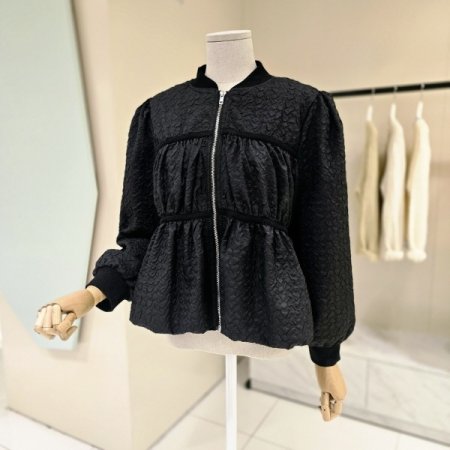 볼륨 라운드 집업 점퍼