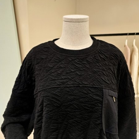 박시핏 스트링 엠보 라운드티셔츠