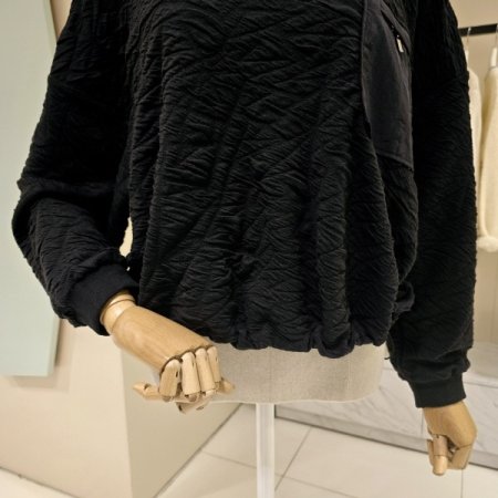 박시핏 스트링 엠보 라운드티셔츠