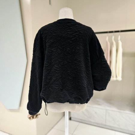 박시핏 스트링 엠보 라운드티셔츠